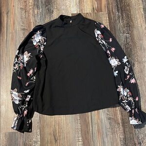 SHEIN Black Top with Floral Sleeves